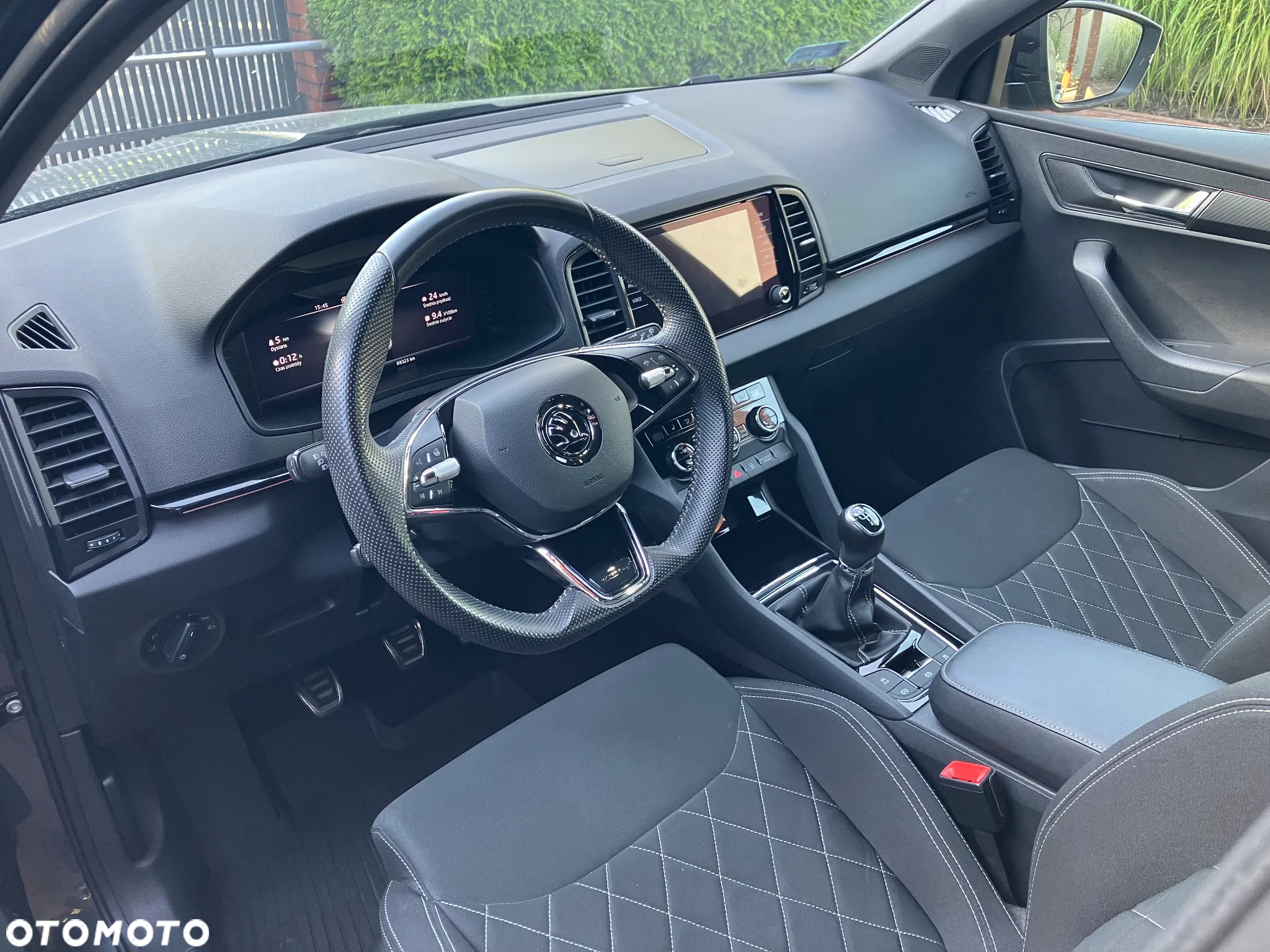 Skoda Karoq 1.5 TSI ACT GPF 4x2 Sportline - 8