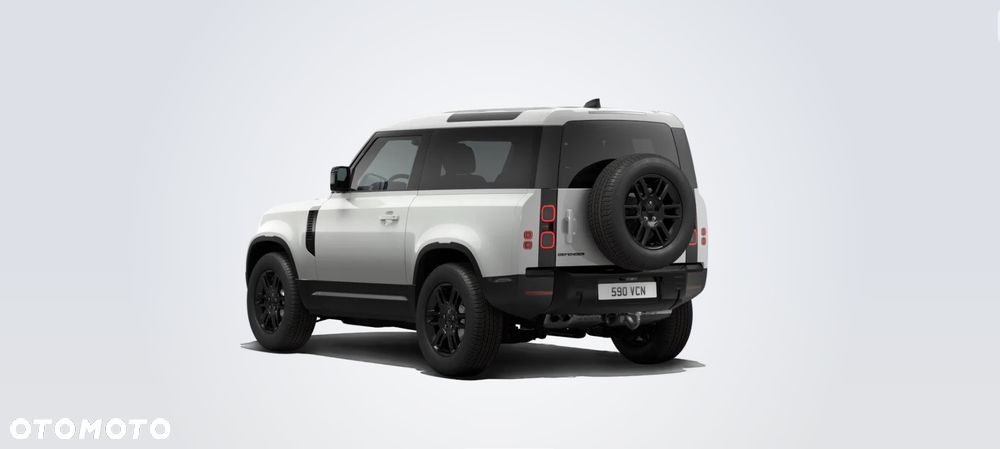 Land Rover Defender - 3