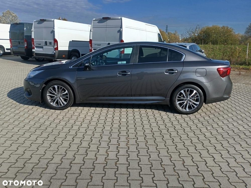 Toyota Avensis 1.8 Active - 7