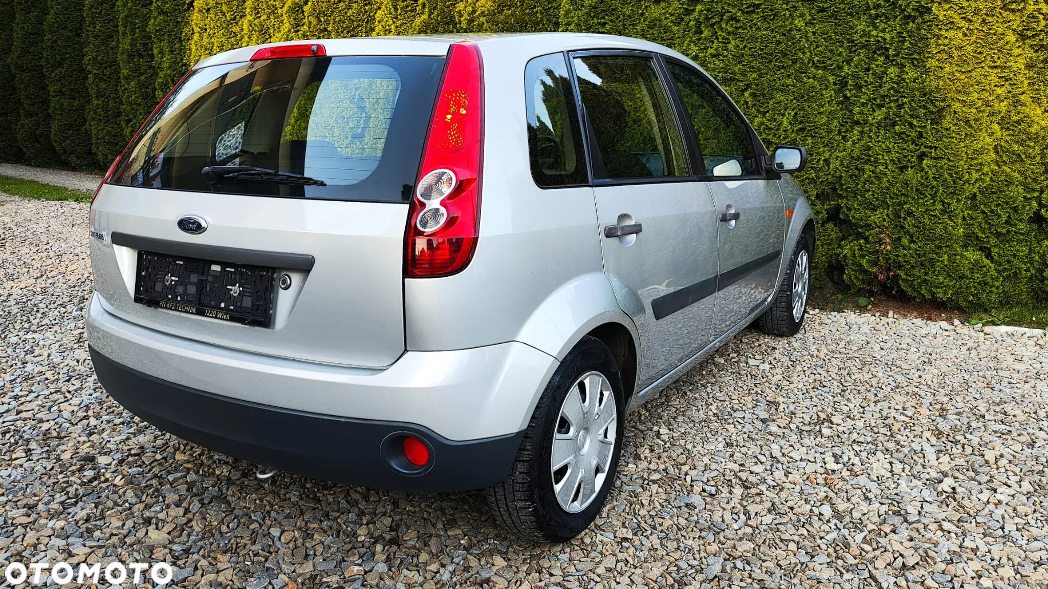 Ford Fiesta - 7
