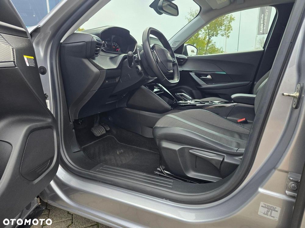 Peugeot 2008 1.2 PureTech Allure S&S EAT8 - 12