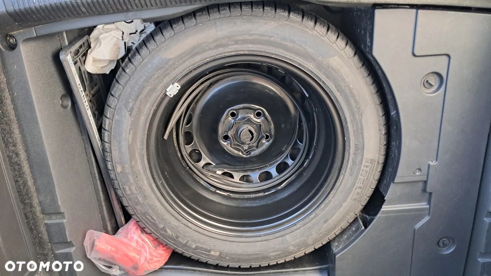 Volkswagen Passat 2.0 TDI DPF Comfortline - 17