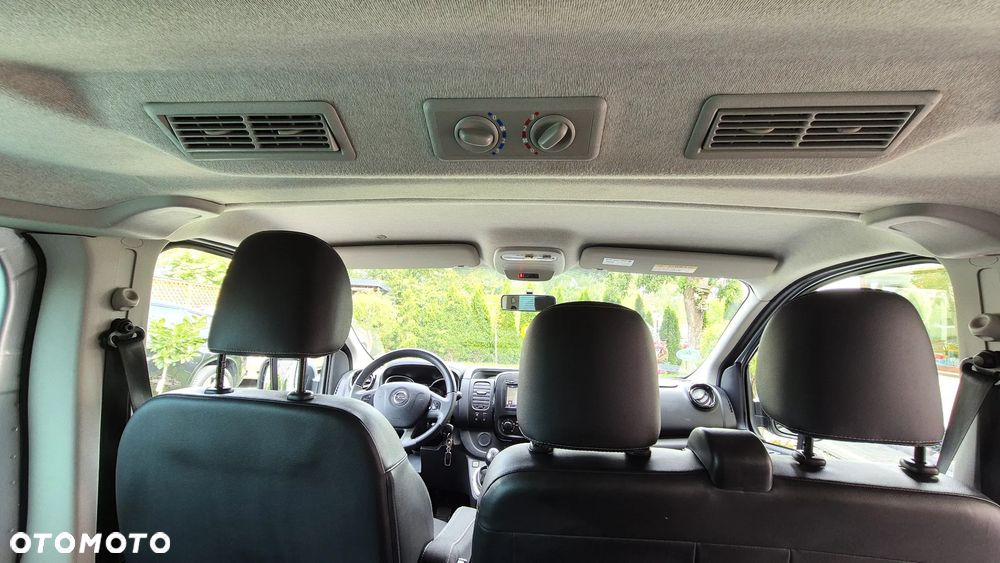 Opel Vivaro L2H1 2,9t Elegance Business - 11