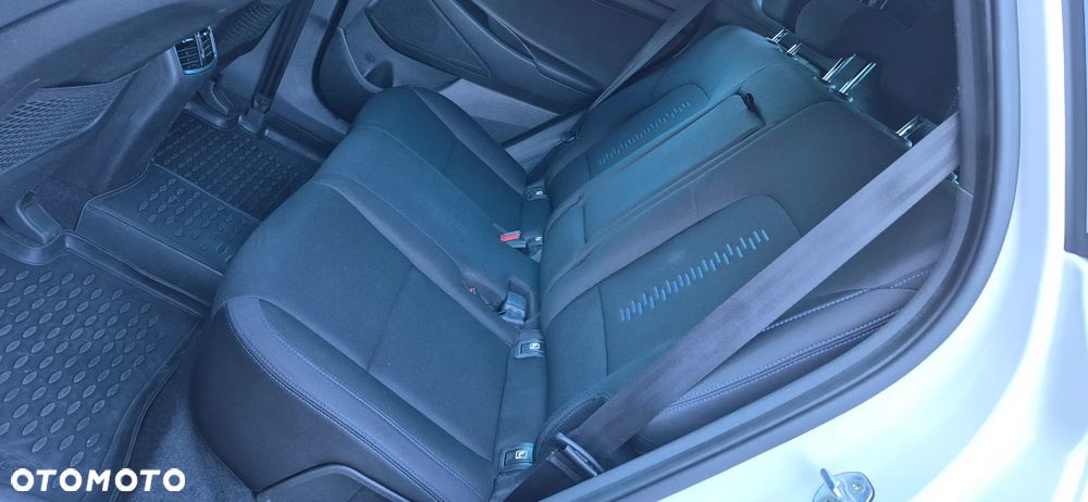 Hyundai Tucson blue 1.6 GDi 2WD Passion - 12