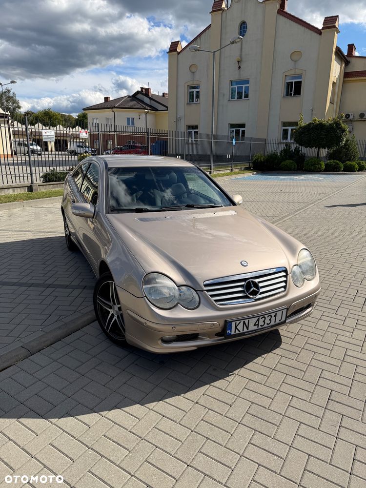 Mercedes-Benz Klasa C 200 Kompressor Automatik - 3