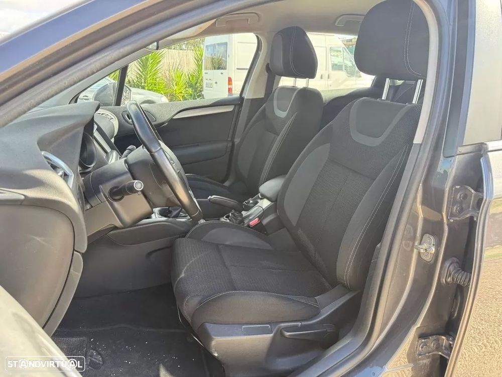 Citroën C4 1.6 BlueHDi Live - 6