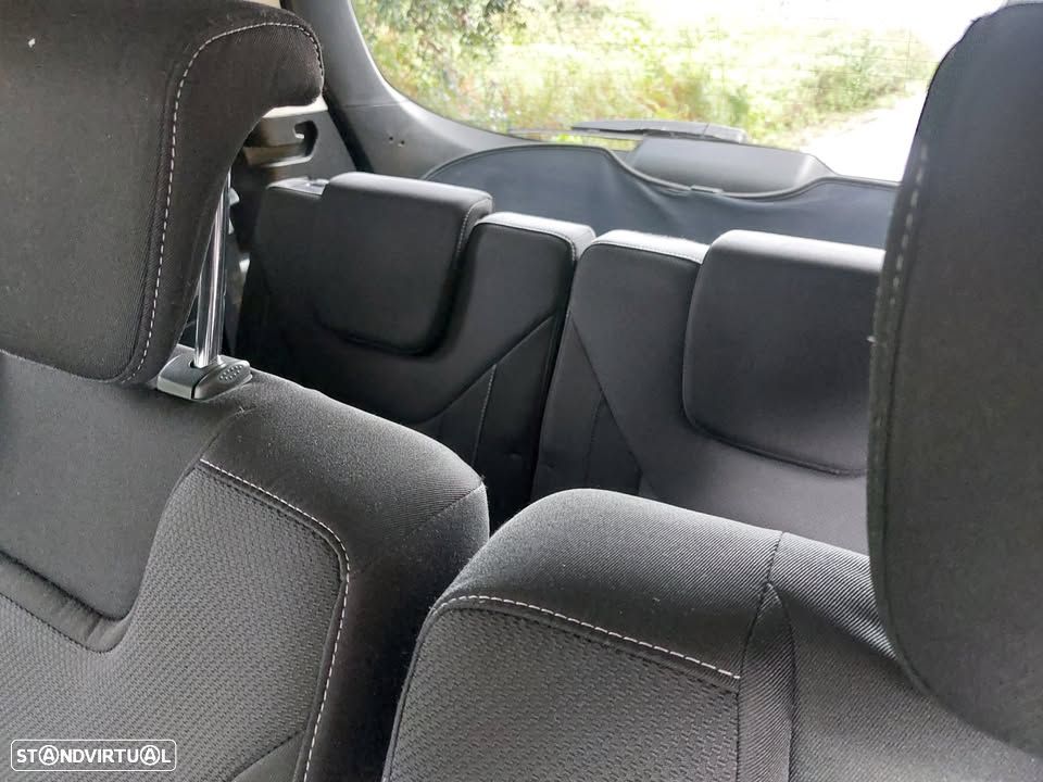 Ford S-Max 2.0 TDCi Titanium - 9