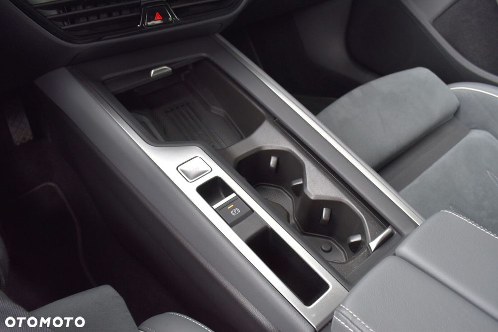 Volkswagen Passat 1.5 TSI EVO Business DSG - 38