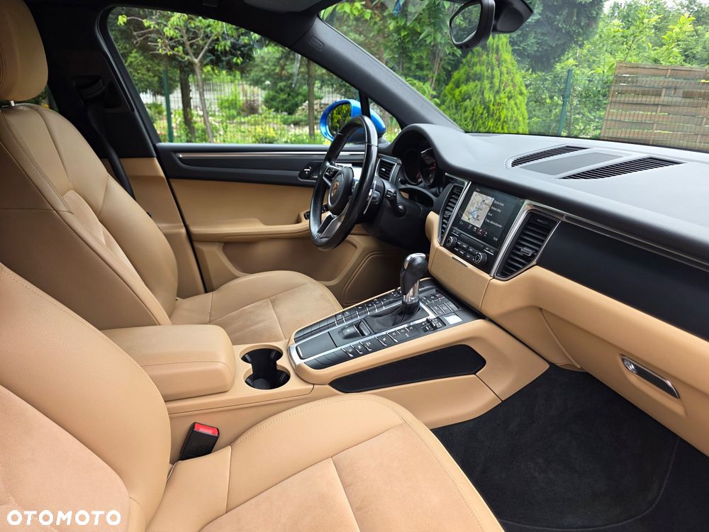 Porsche Macan - 28