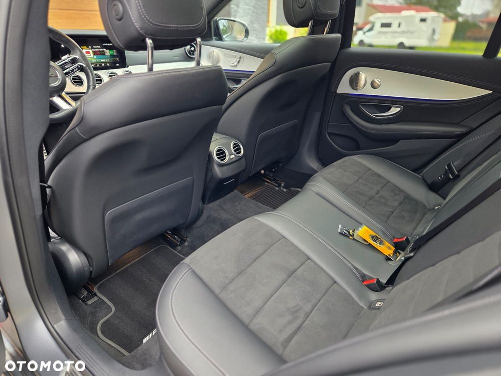 Mercedes-Benz Klasa E 220 d 4-Matic Business Edition - 10