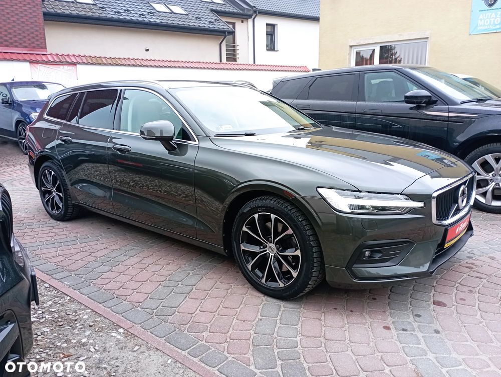 Volvo V60 D4 Momentum Pro - 3
