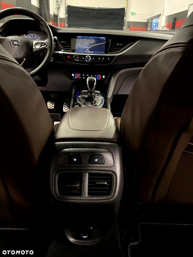 Opel Insignia 1.5 T Ultimate S&S - 33