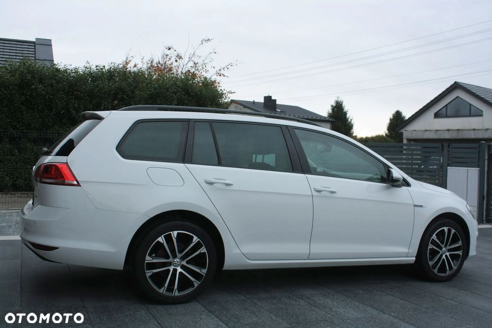 Volkswagen Golf - 15