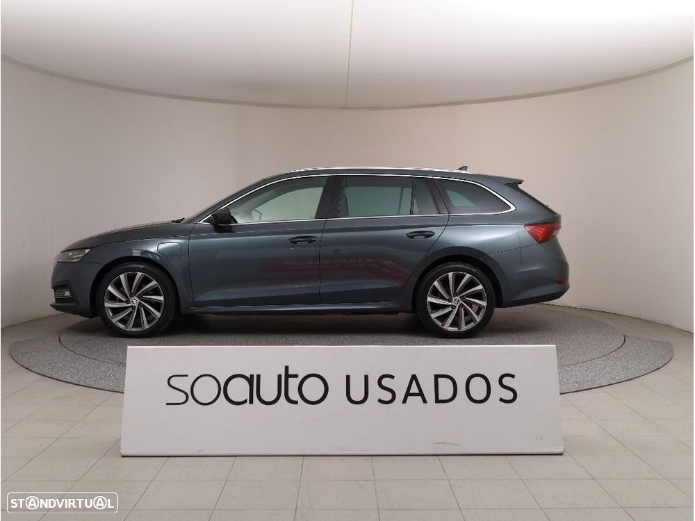 Skoda Octavia Break - 11