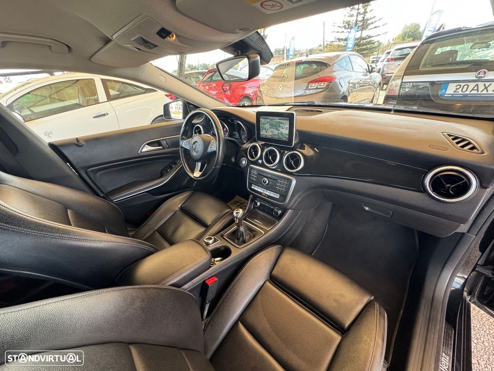 Mercedes-Benz CLA 180 - 29