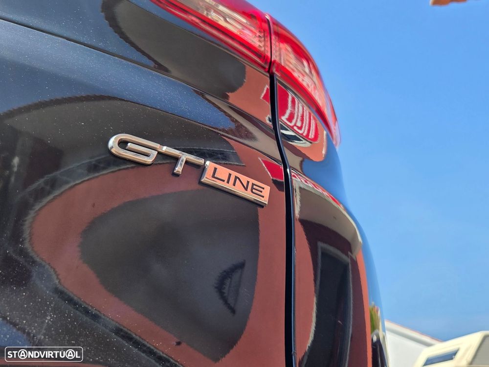 Renault Clio Sport Tourer - 32