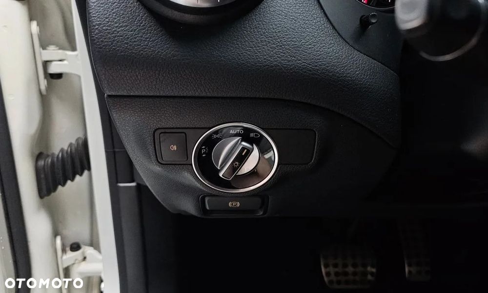 Mercedes-Benz CLA - 15