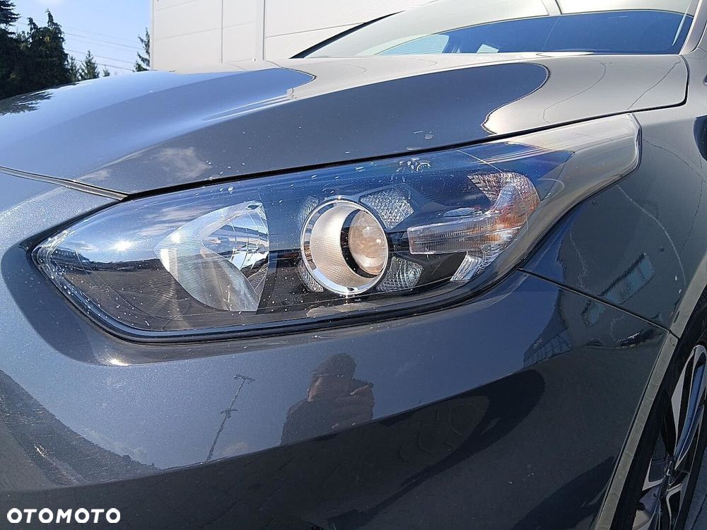 Kia Ceed 1.5 T-GDI M - 3
