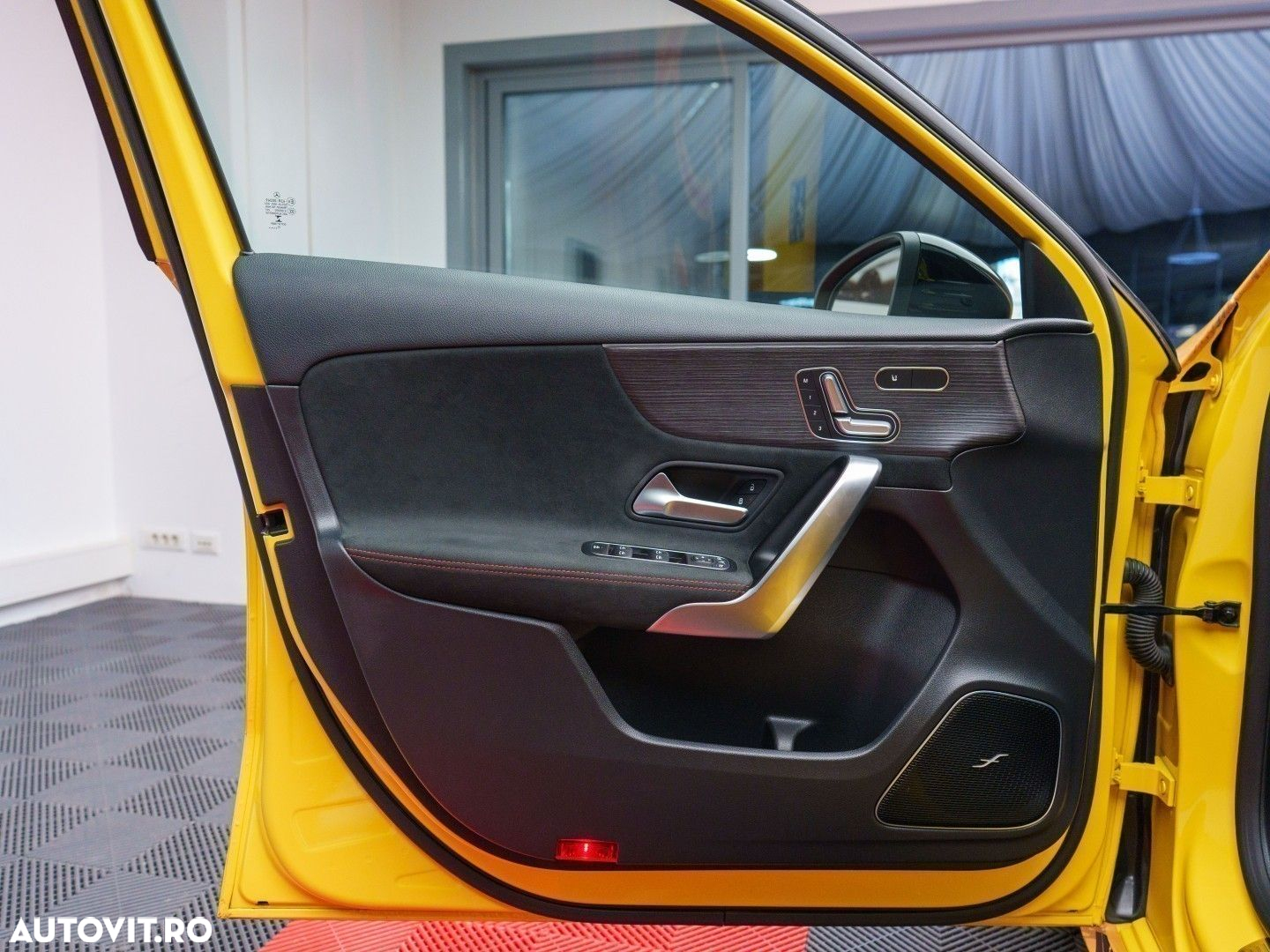 Mercedes-Benz A - 13