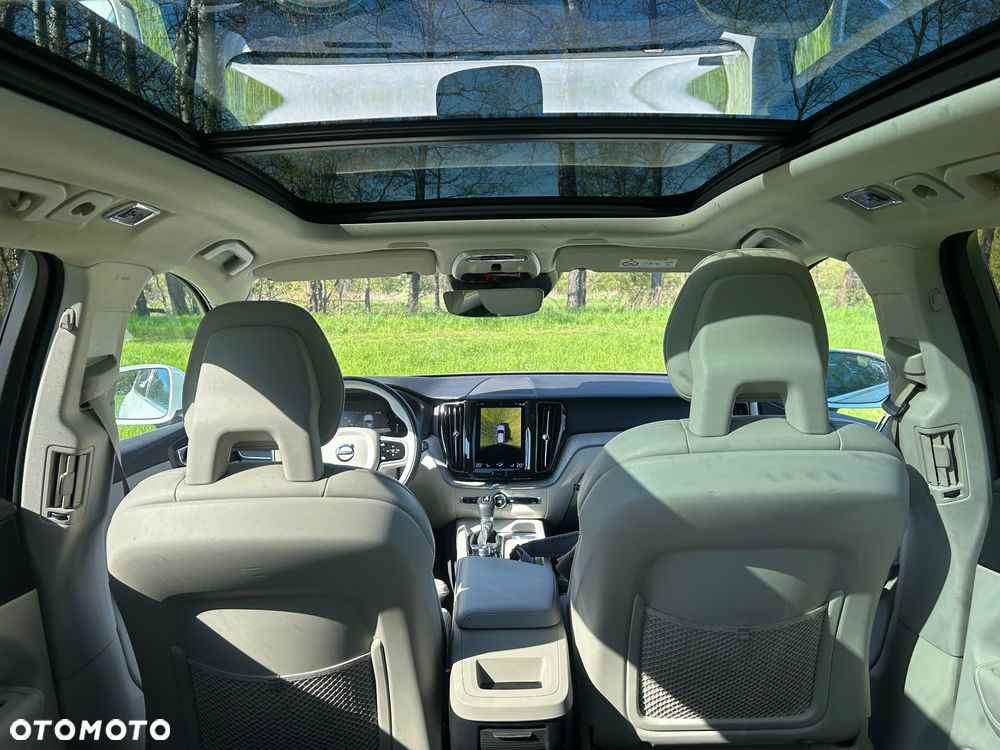 Volvo XC 60 D5 AWD Inscription - 12
