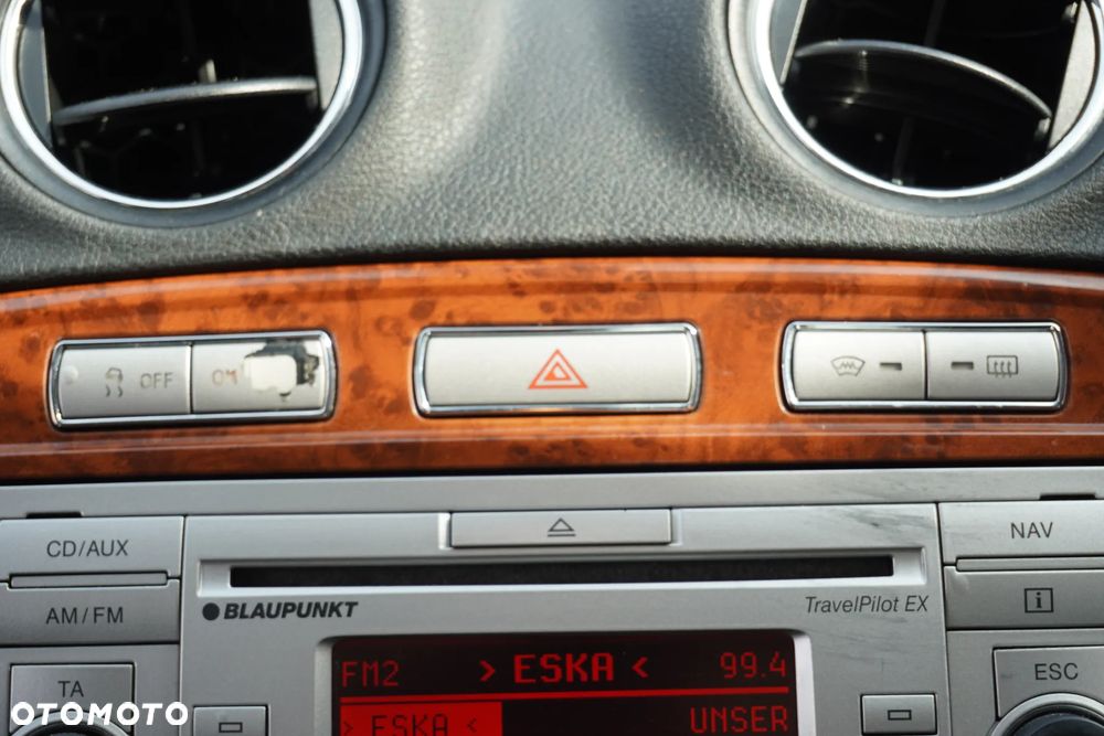 Ford Mondeo 2.0 Ghia X100 / X - 24