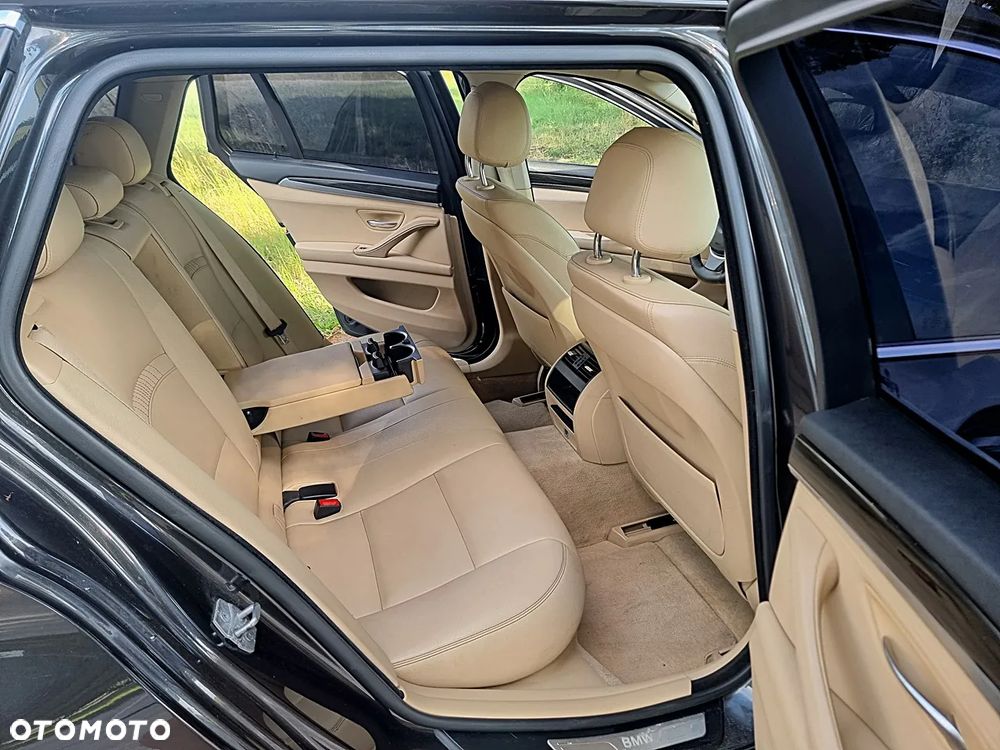 BMW Seria 5 520d Luxury Line sport - 26