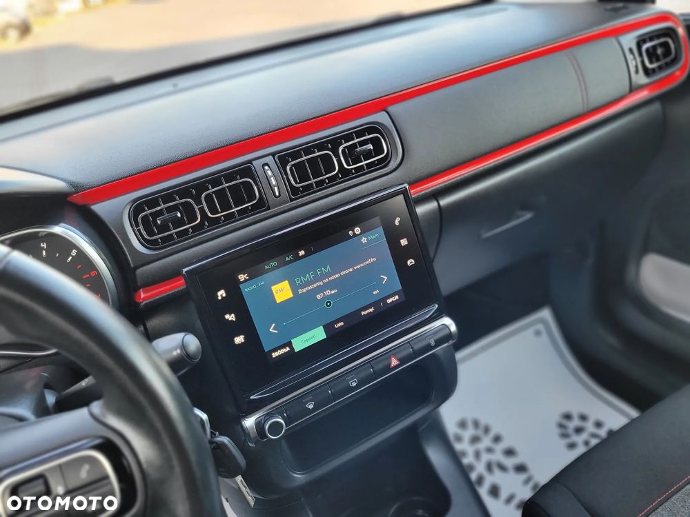 Citroën C3 Pure Tech 110 Stop&Start RED BLOCK - 27