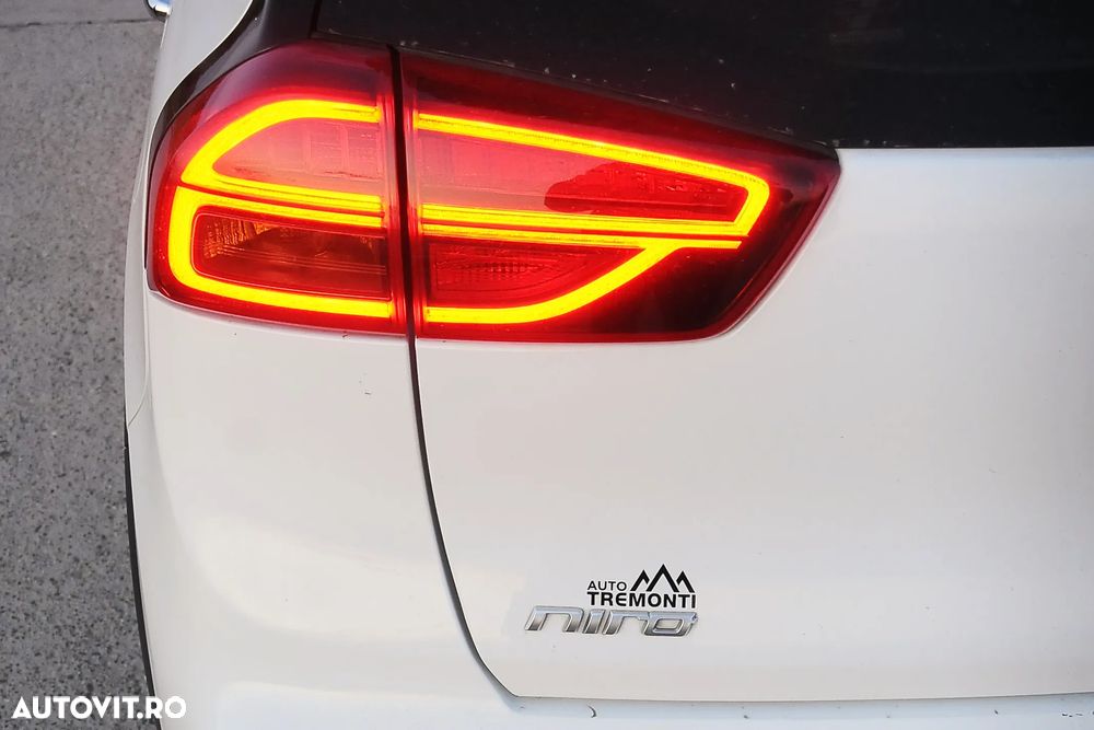 Kia Niro 1.6 GDI HEV 2WD OPF Aut. Spirit - 9
