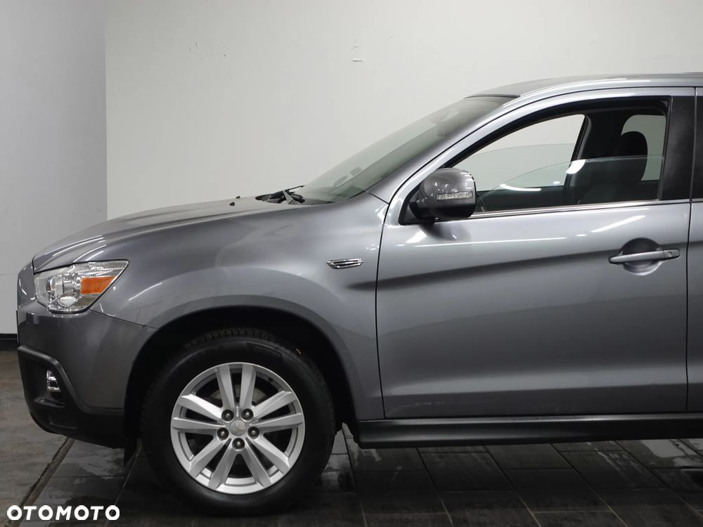 Mitsubishi ASX - 16