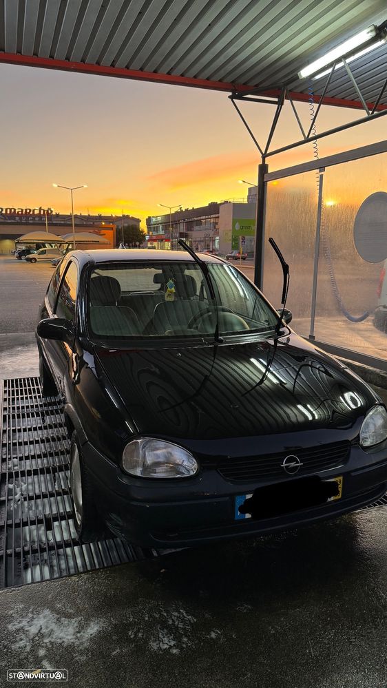 Opel Corsa - 8