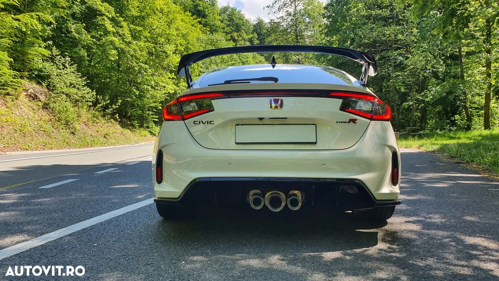 Honda Civic 2.0 VTEC Turbo Type R - 12