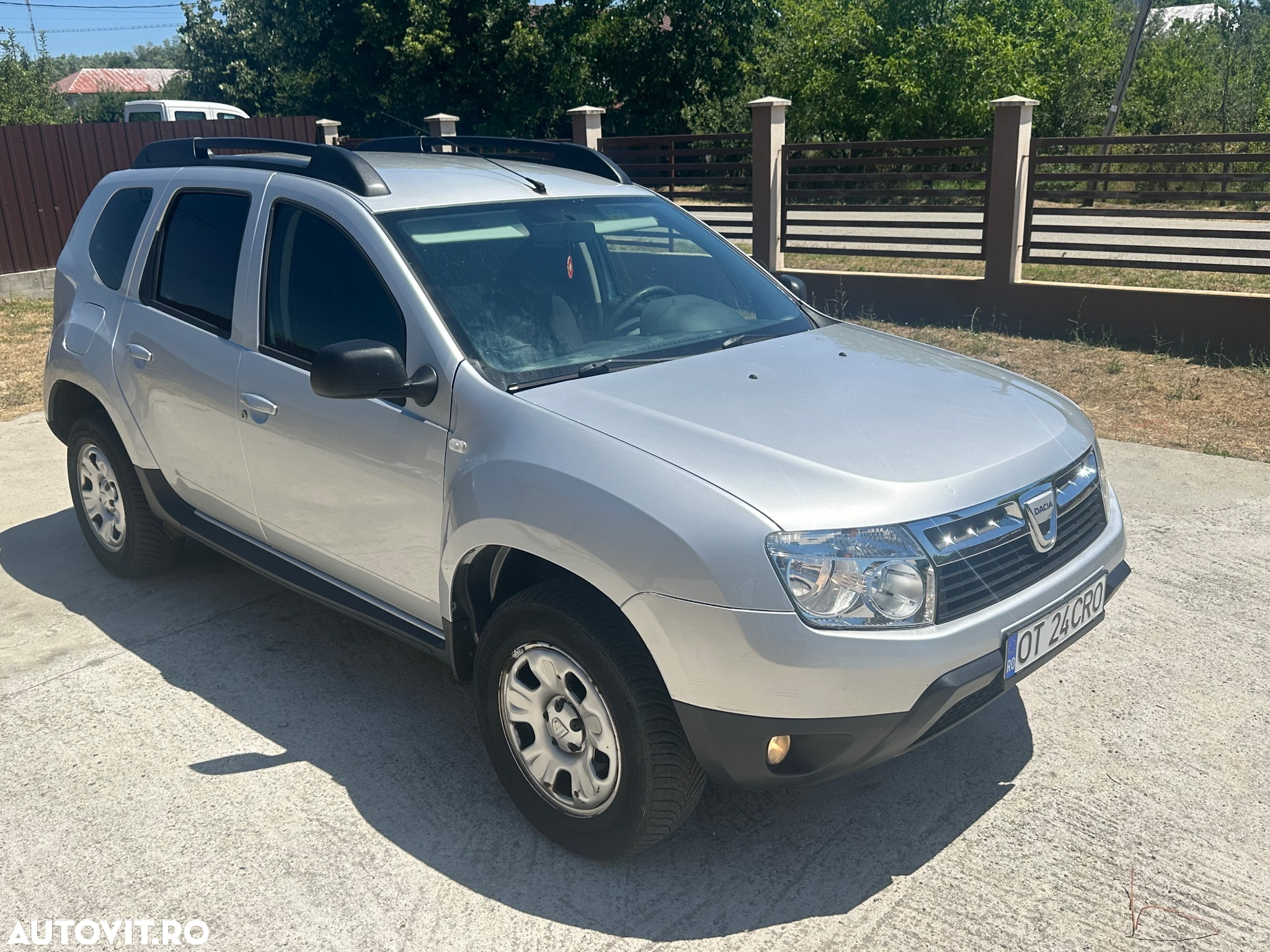 Dacia Duster 1.6 4x2 Ambiance - 3