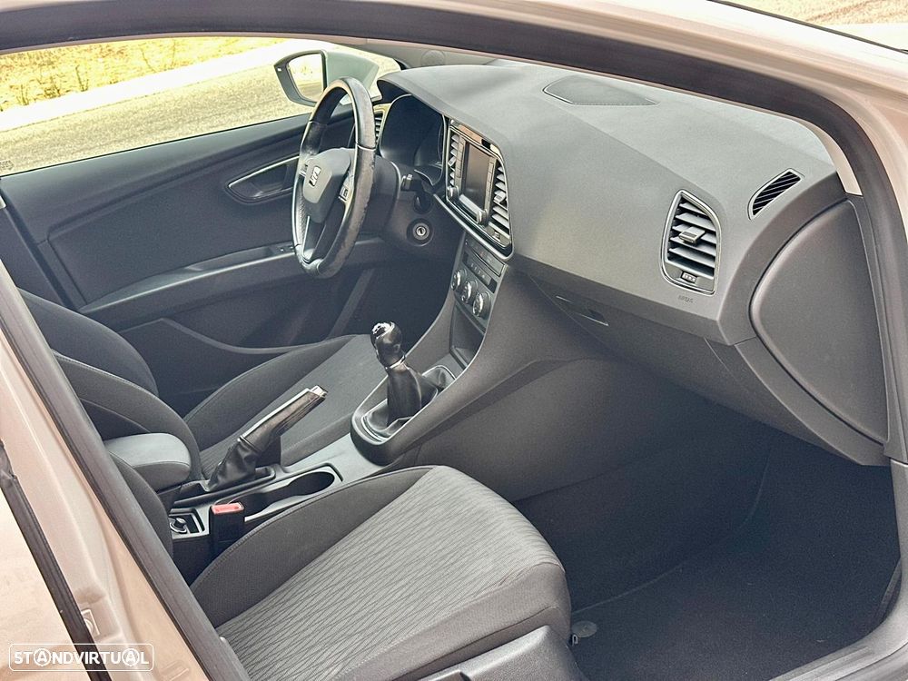 SEAT Leon ST 1.6 TDI Style Ecomotive - 10
