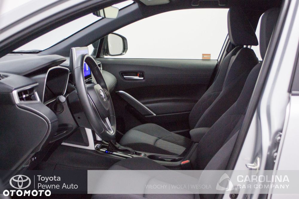 Toyota Corolla Cross - 10