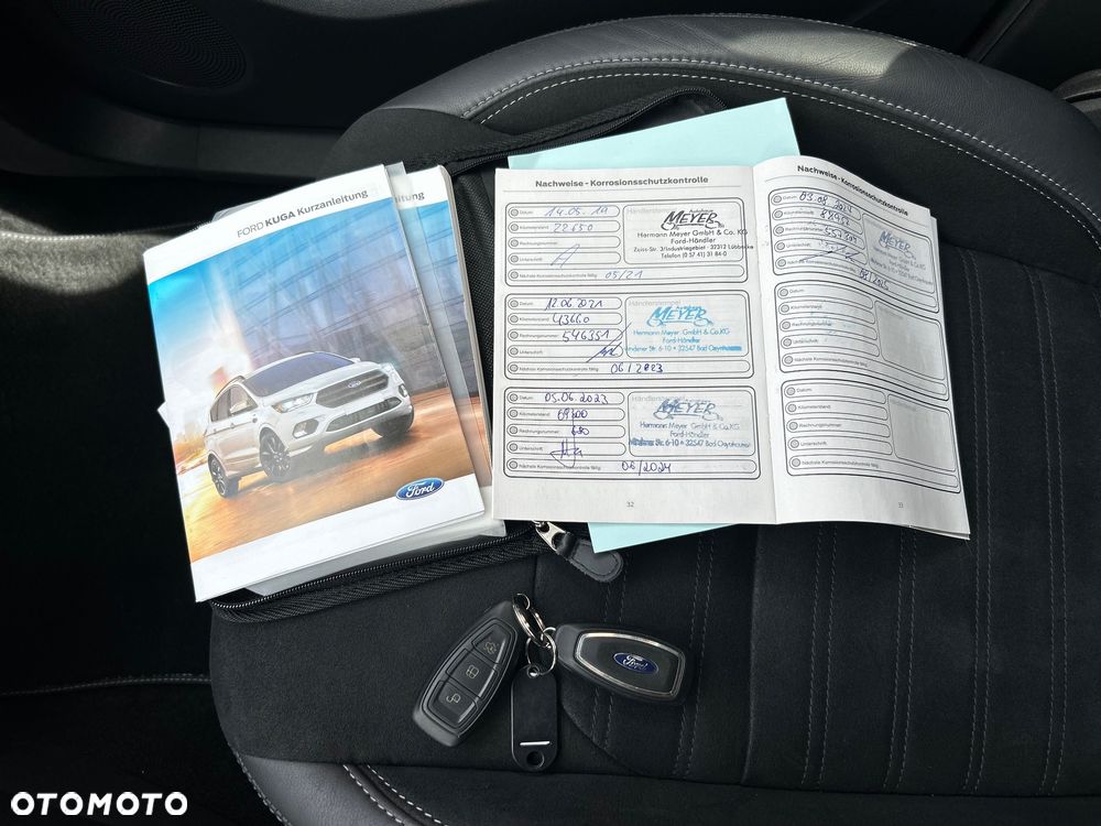 Ford Kuga 1.5 EcoBoost 2x4 ST-Line - 36