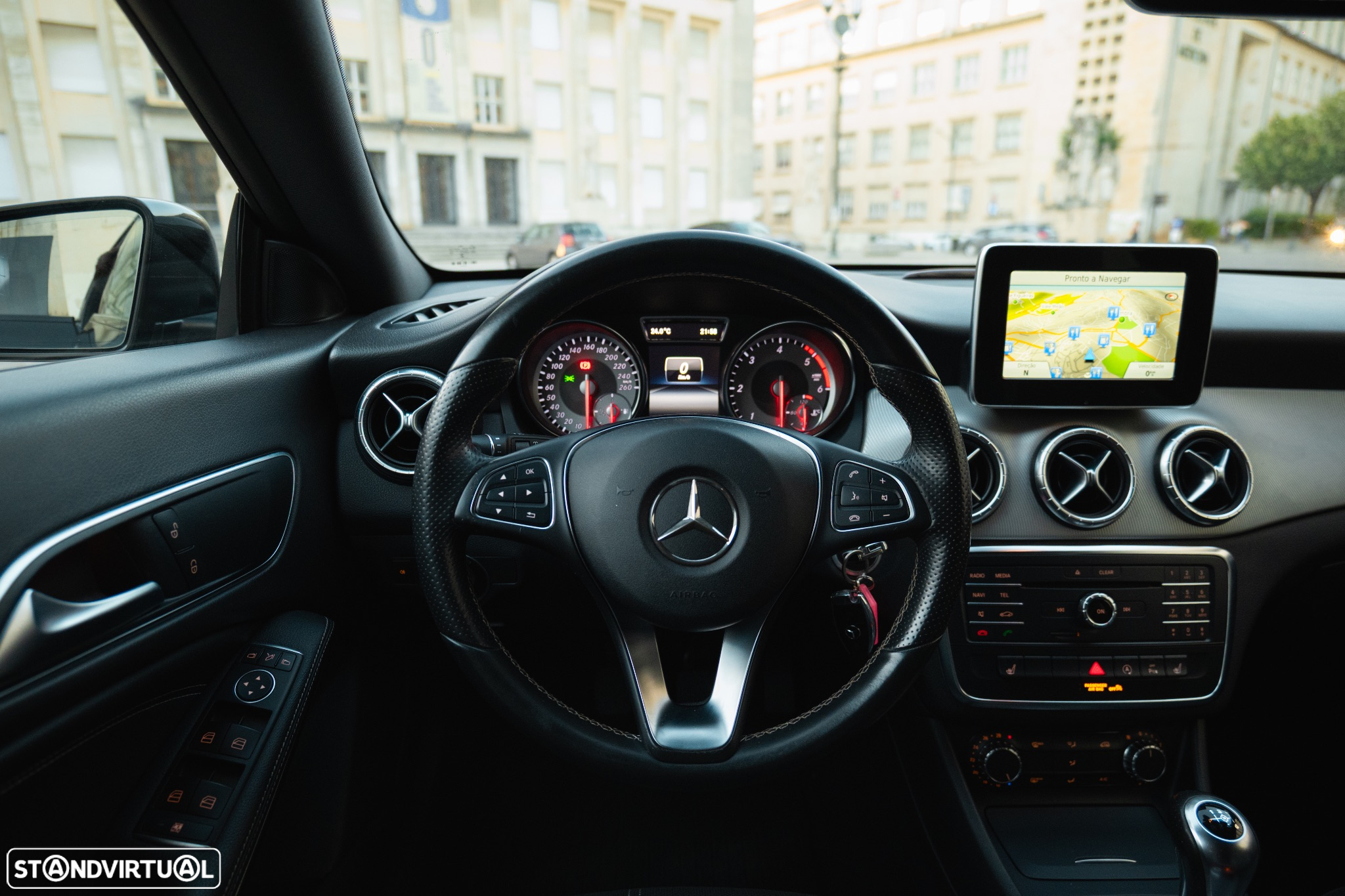 Mercedes-Benz CLA 200 d Shooting Brake Urban - 23