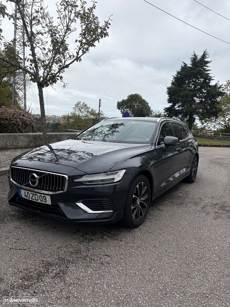 Volvo V60 2.0 D3 Momentum Plus - 3
