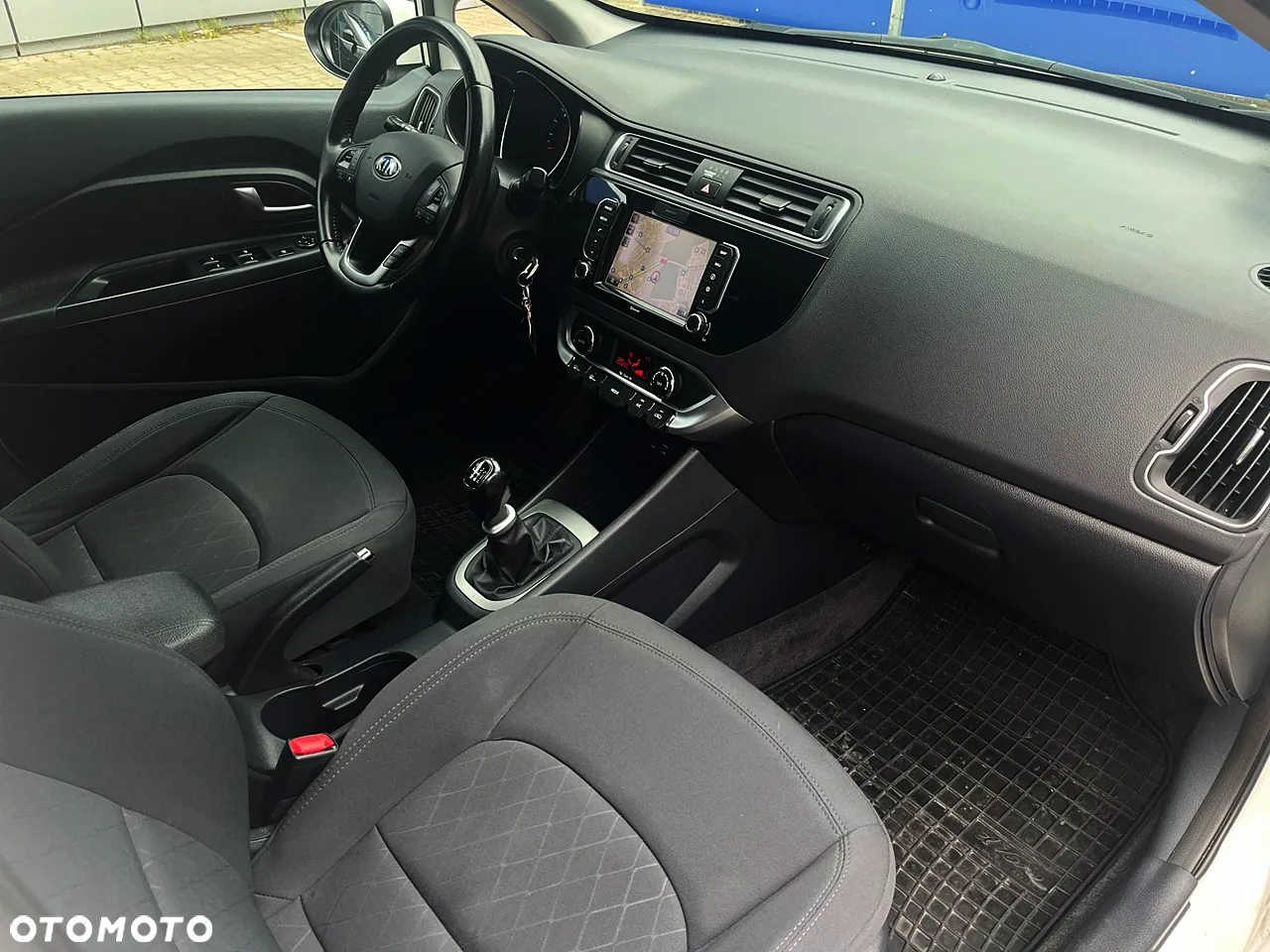 Kia Rio 1.4 Business Line Plus - 10