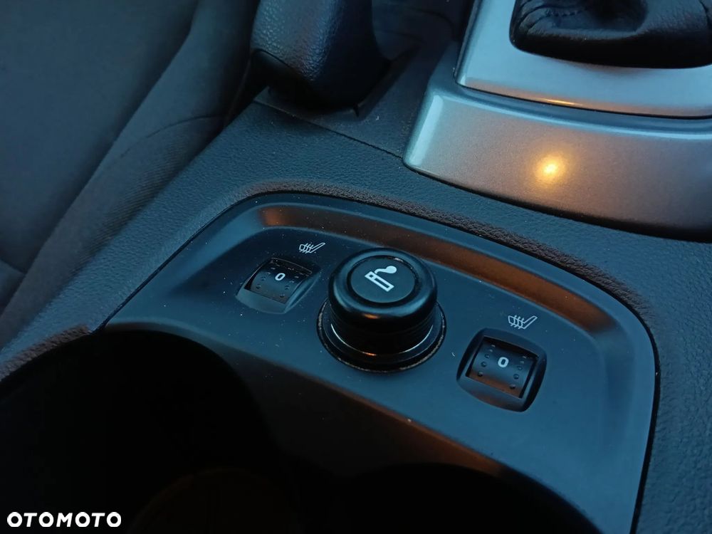 Ford Focus 1.0 EcoBoost STart-Stopp-System TITANIUM - 22