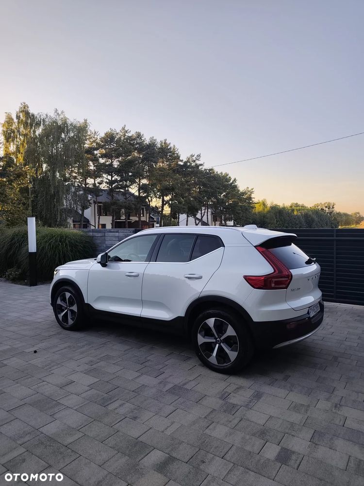 Volvo XC 40 B3 B DKG Plus Bright - 22