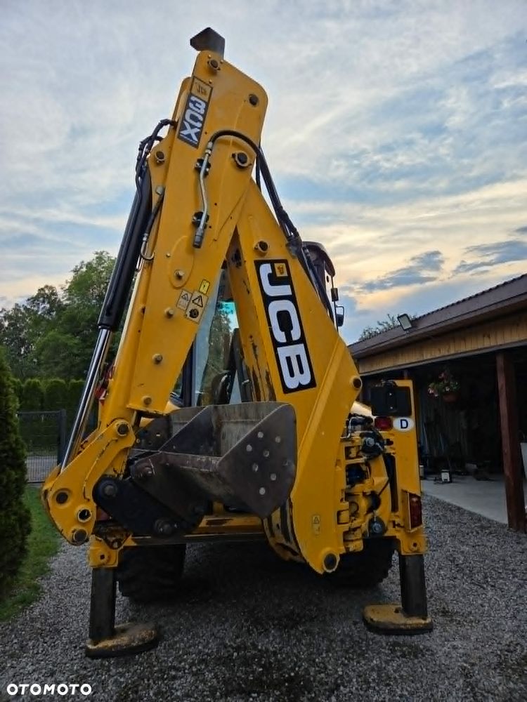 JCB 3CX - 5