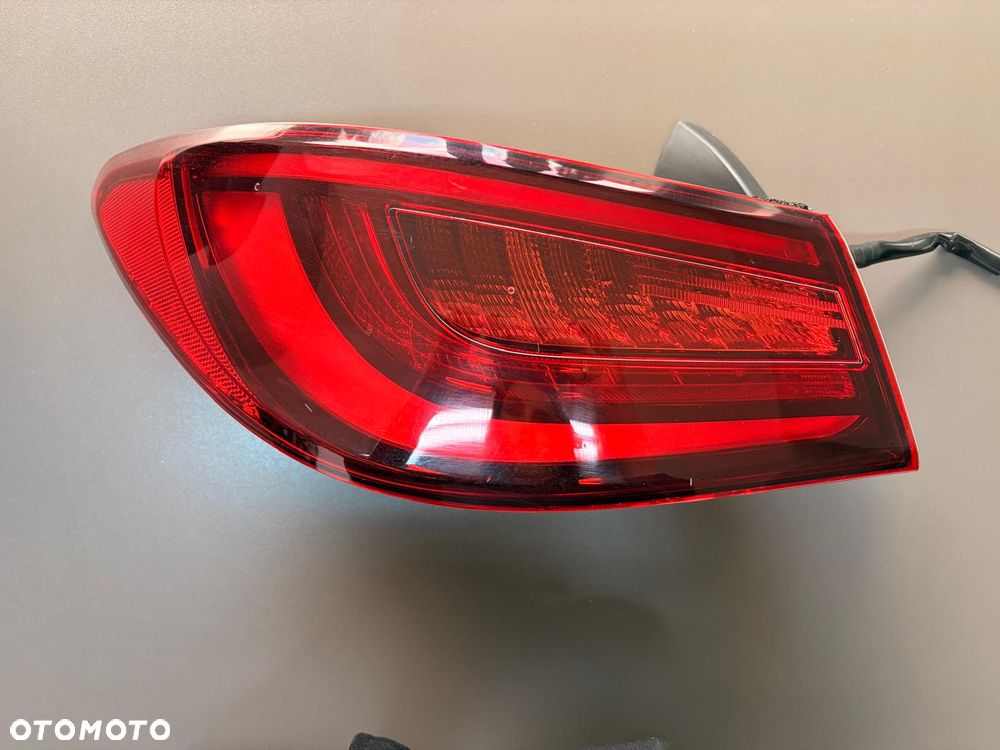 Infiniti Q50 Lampa Tył Tylna Lewa Lewy tył w błotnik DB - 5