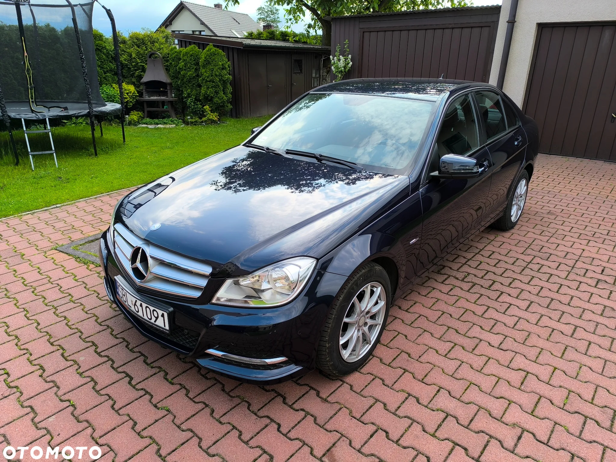 Mercedes-Benz Klasa C 200 CGI BlueEFFICIENCY - 2