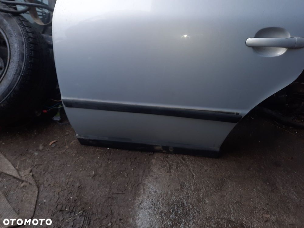 Volkswagen Passat b5 drzwi tył lewe kompletne lb7z kombi - 2