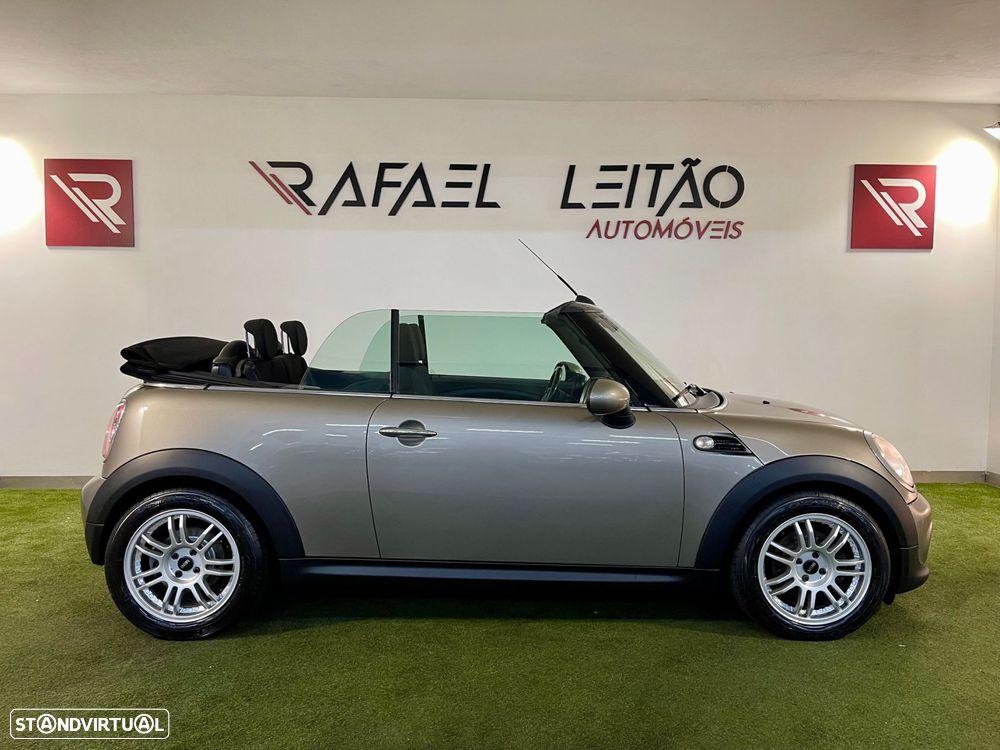 MINI Cabrio Cooper D - 7