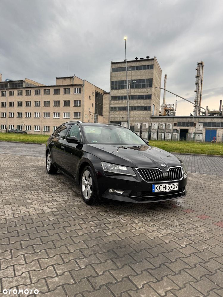 Skoda Superb 2.0 TDI Ambition - 1