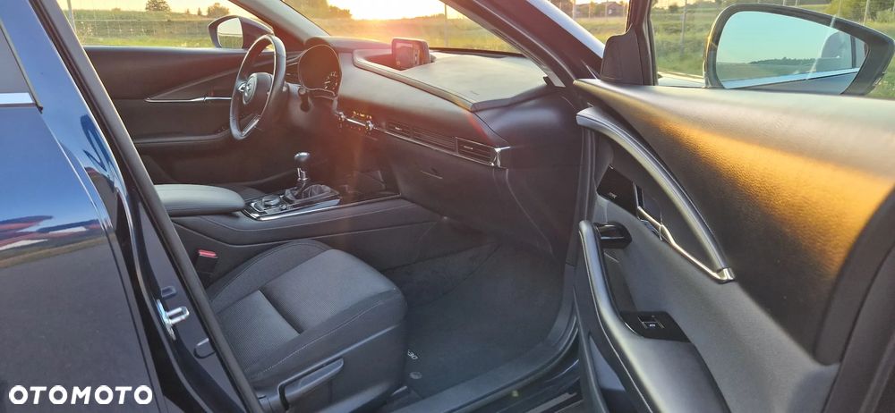 Mazda CX-30 e-SKYACTIV-G 2.0 M HYBRID 150 AWD - 17
