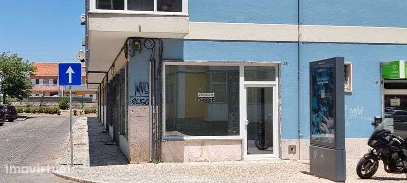 Aluga-se Loja Mem Martins, excelente localização! - Grande imagem: 2/10