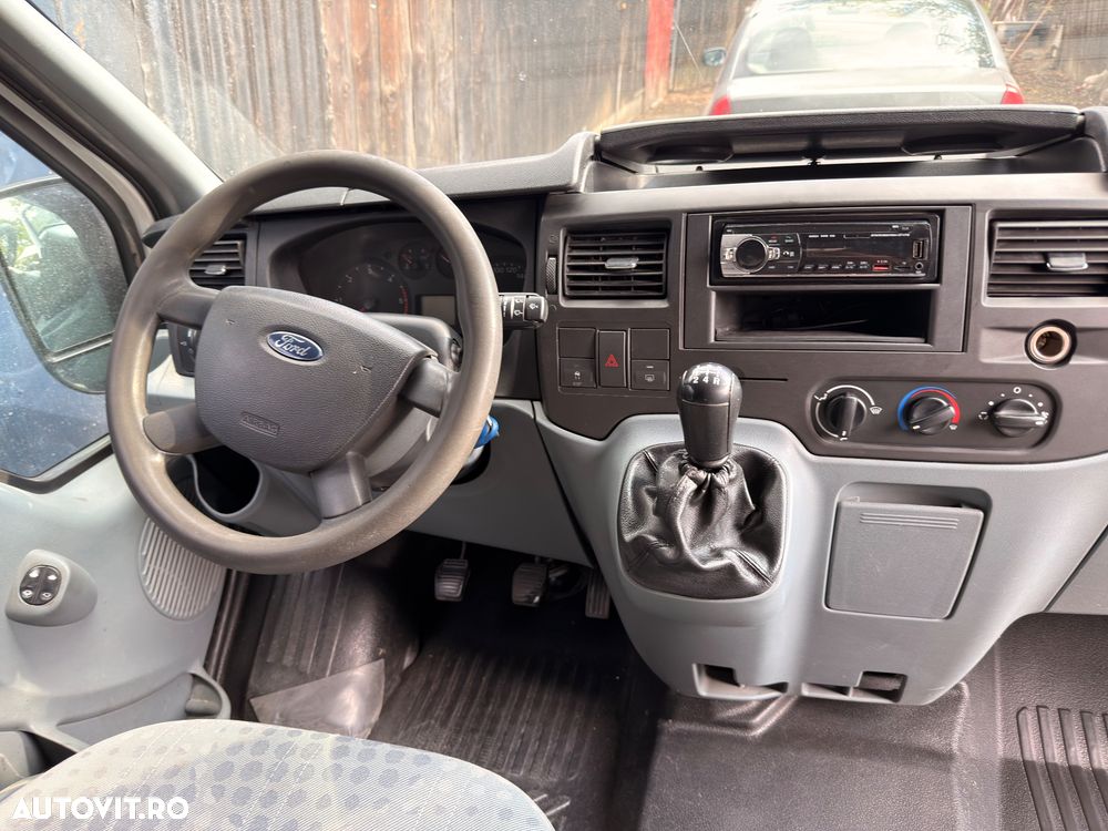 Ford Transit - 10
