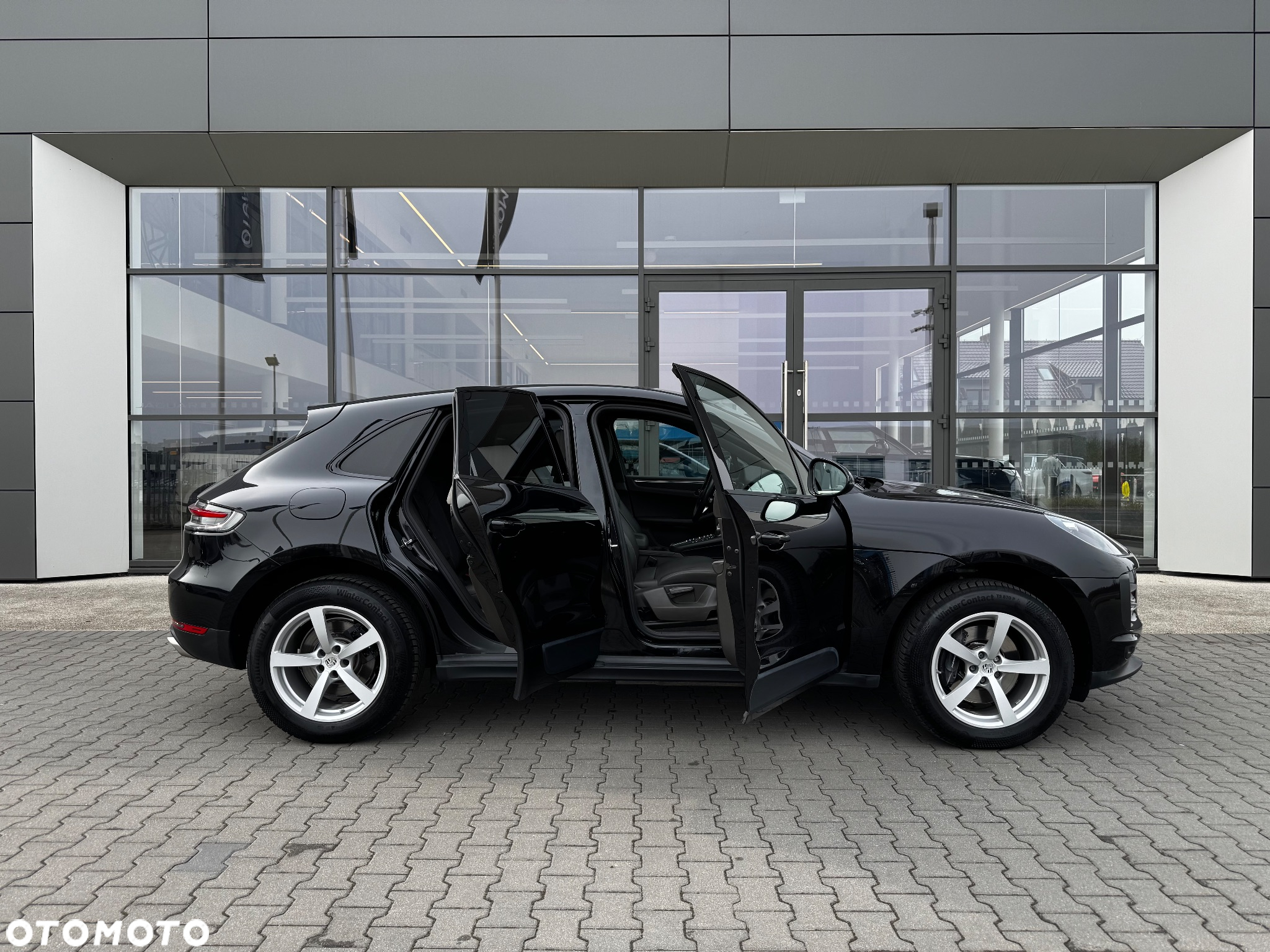 Porsche Macan Standard - 25